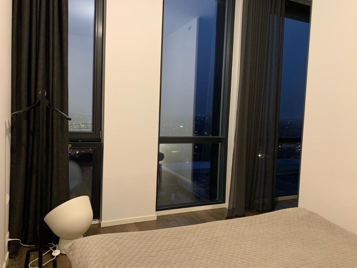 Orange Apartments Tower & Free Parking Tallinn Bagian luar foto