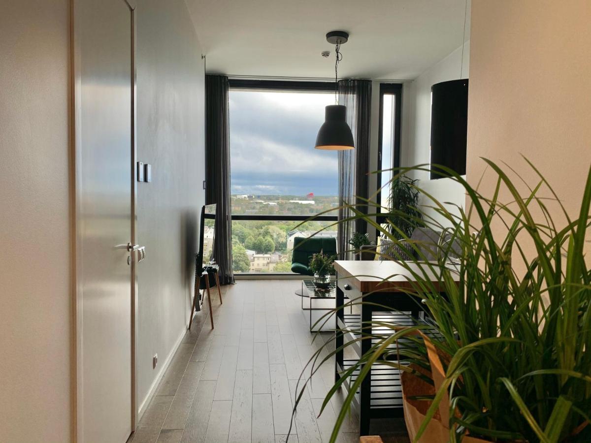 Orange Apartments Tower & Free Parking Tallinn Bagian luar foto
