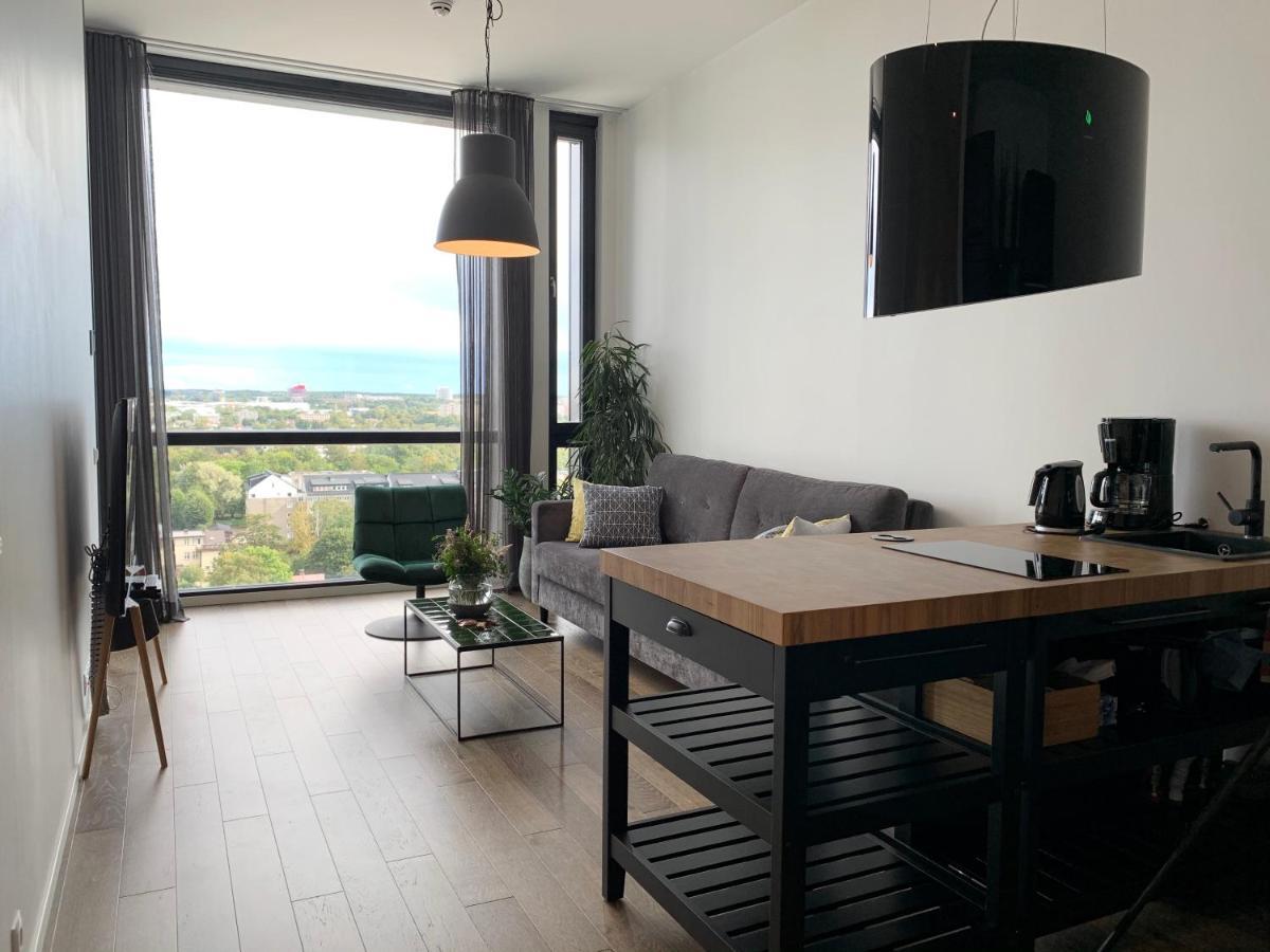 Orange Apartments Tower & Free Parking Tallinn Bagian luar foto