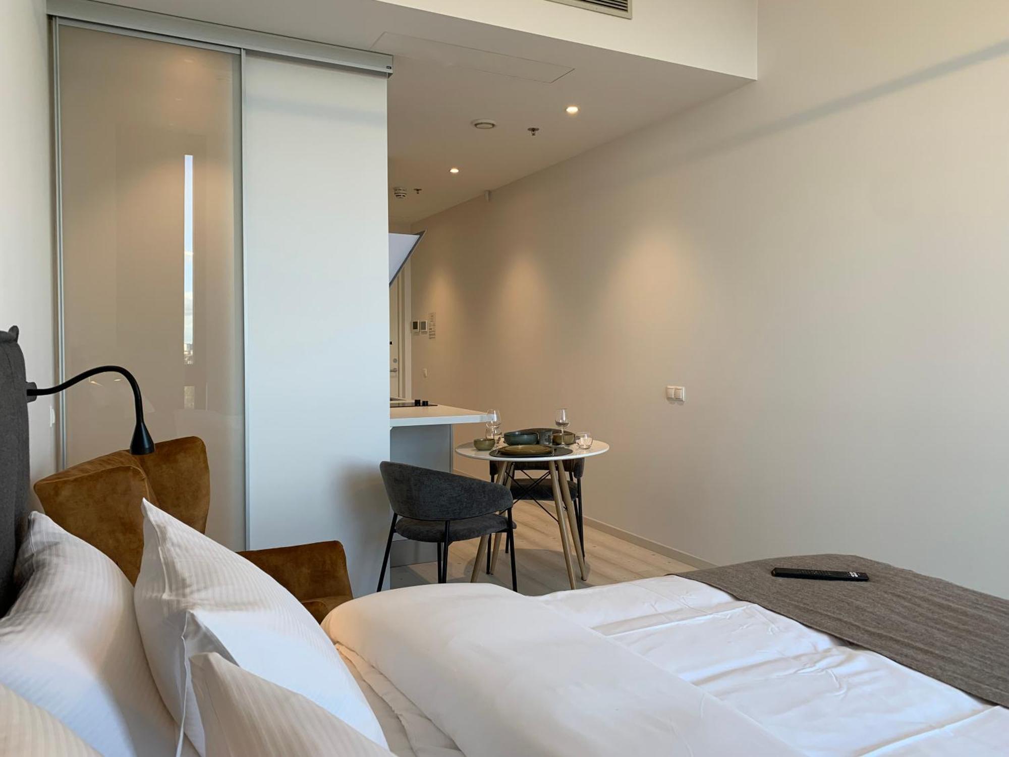 Orange Apartments Tower & Free Parking Tallinn Bagian luar foto